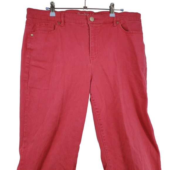 Gloria Vanderbilt Jordyn Jeans Women's Straight Leg 5-Pocket Capris Pink 14 - Picture 4 of 11